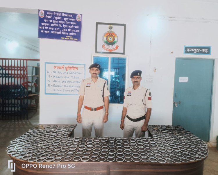 गणेशोत्सव की झांकी में पुलिस की सतर्कता, 507 लोहे के कड़े निकलवाकर रखवाए सुरक्षित