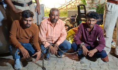 सूने मकान में 1.60 लाख की चोरी का खुलासा, तीन आरोपी और दो अपचारी बालक अभिरक्षा में