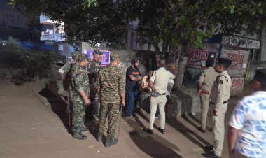 दुर्ग में सार्वजनिक जगहों पर शराबखोरी के खिलाफ पुलिस का अभियान, एक दिन में 51 प्रकरण दर्ज