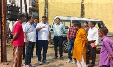 बांसपारा वार्ड में पहुंचे मंत्री गजेन्द्र यादव, नागरिकों की समस्याएं सुन अधिकारियों को दिए निर्देश
