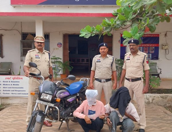 गांजा मांगने पर विवाद, मछुआरे पर धारदार हथियार से हमला कर मोबाइल और नगदी लूटी, दो गिरफ्तार