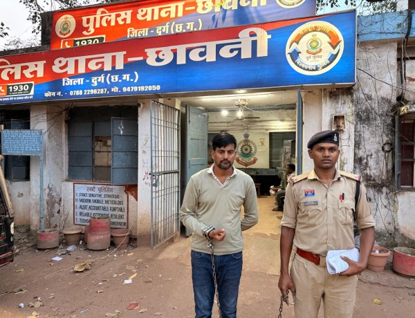 पावर हाउस खंडहर के पास प्रतिबंधित कैप्सूल बेचते आरोपी को पुलिस ने पकड़ा