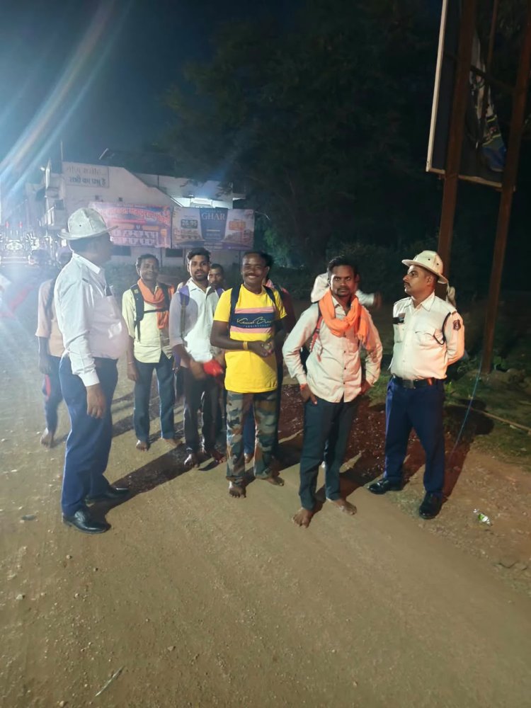 डोंगरगढ़ पदयात्रियों की सुरक्षा के लिए दुर्ग पुलिस अलर्ट, कुम्हारी से अंजोरा तक 24 घंटे पेट्रोलिंग