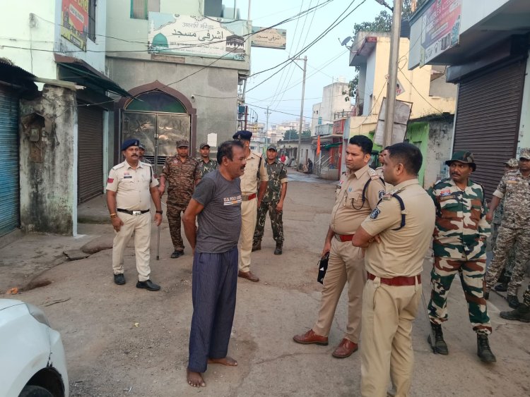 रुआबांधा कॉलोनी में तड़के पुलिस का कॉम्बिंग अभियान, 2 स्थायी वारंटी पकड़े